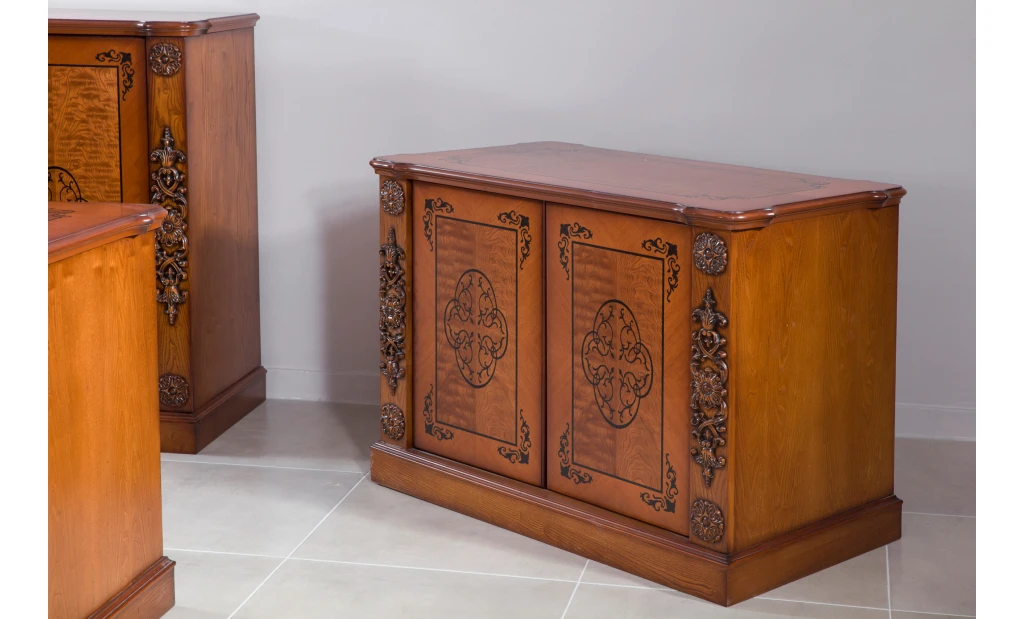 Traditional Office Desk