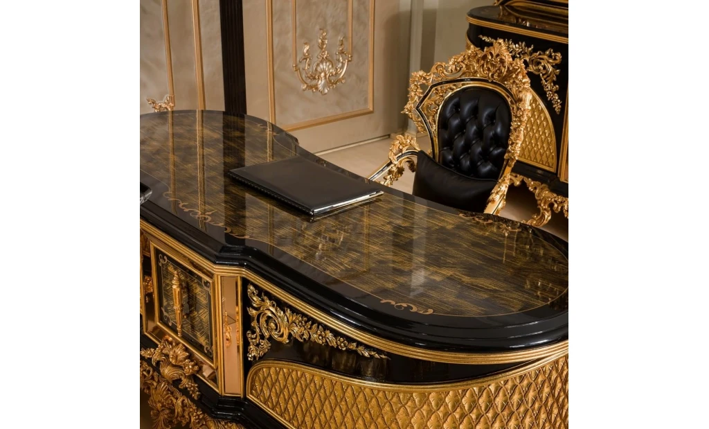 Classic Office Furniture Set