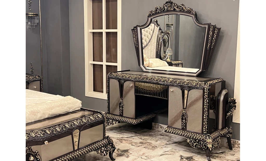 Classic  Bedroom Set