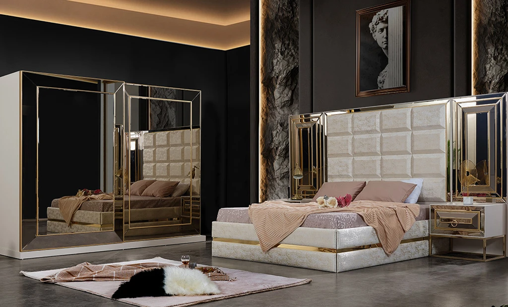 Bedroom set | Versace