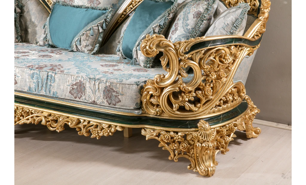 Hünkar Classic Sofa Set