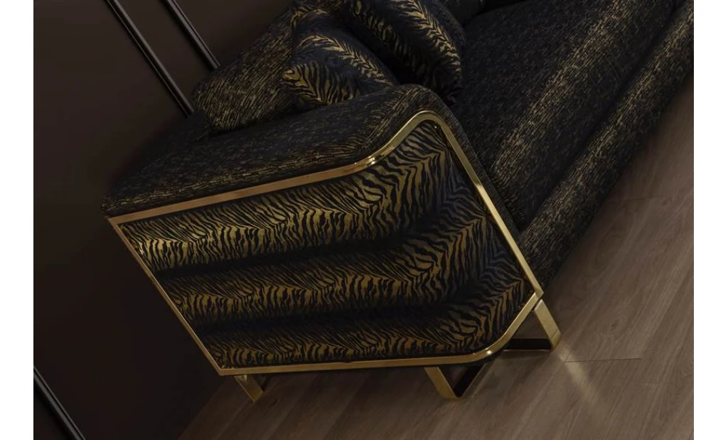 Luxori Classic Sofa Set