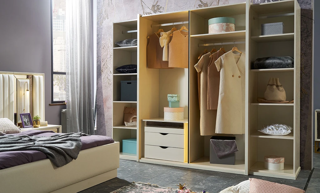 Safran Bedroom Furniture Set