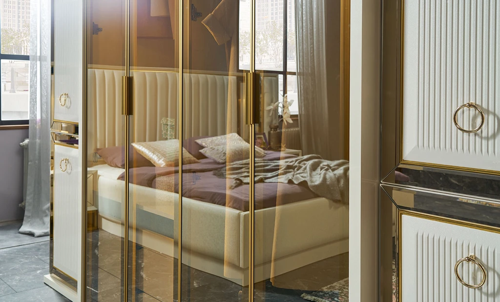 Safran Bedroom Furniture Set