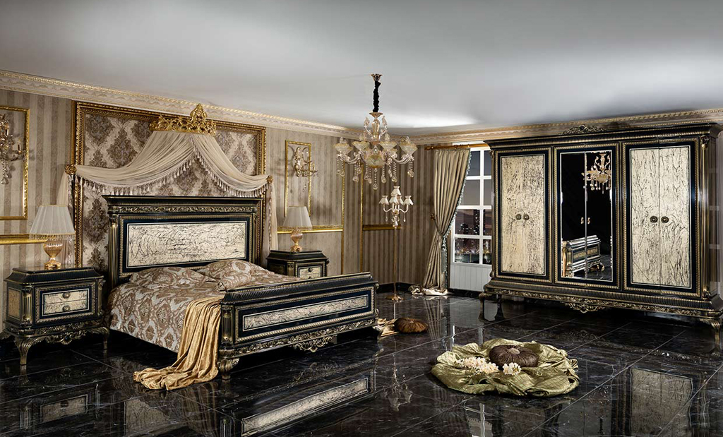 What Does a 4-Piece Bedroom Set Include?